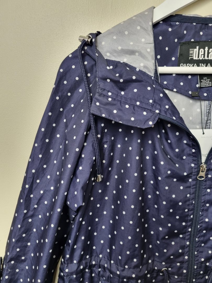 INTL D.e.t.a..i.l.s Navy White Parka In A Pocket - Size XS