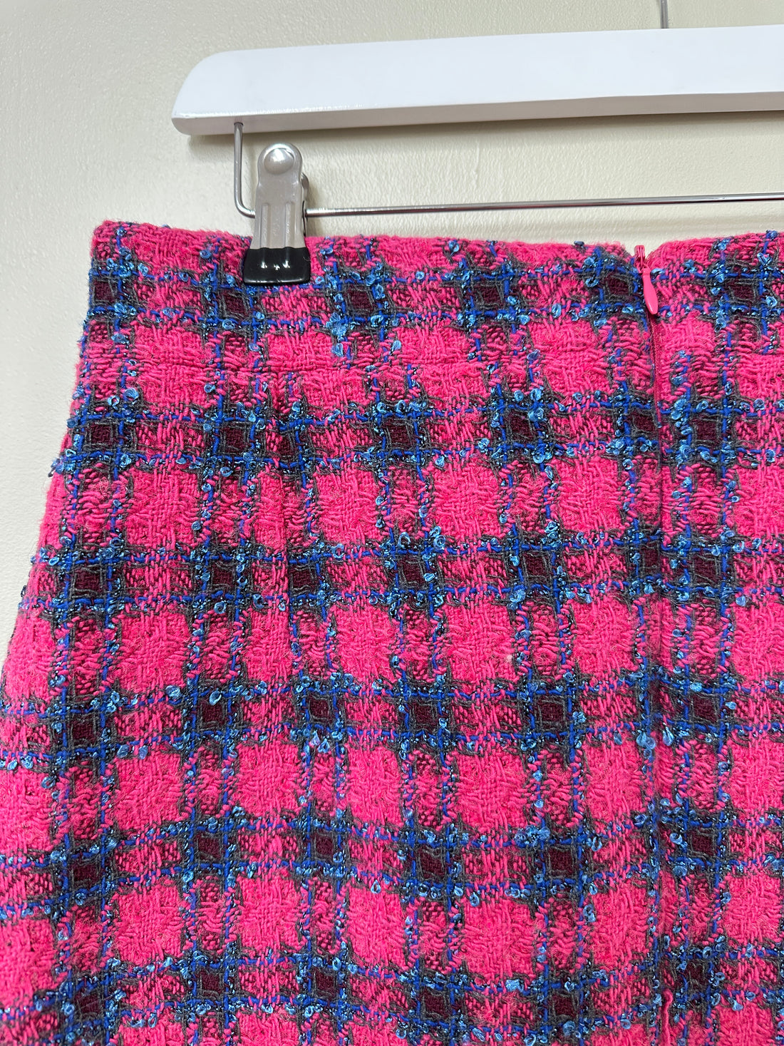 Karen Millen Pink Boucle Pencil Skirt - Size 14