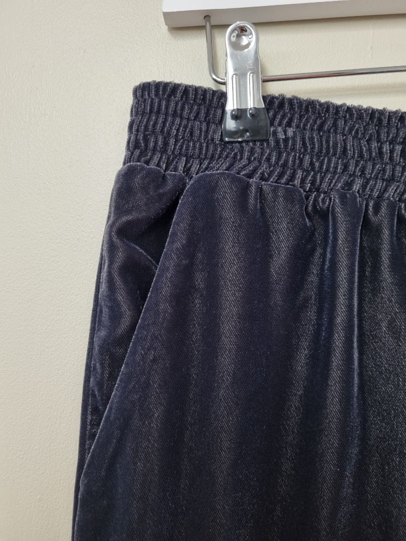 Boden Charcoal Grey Velvet Trousers - Size 12