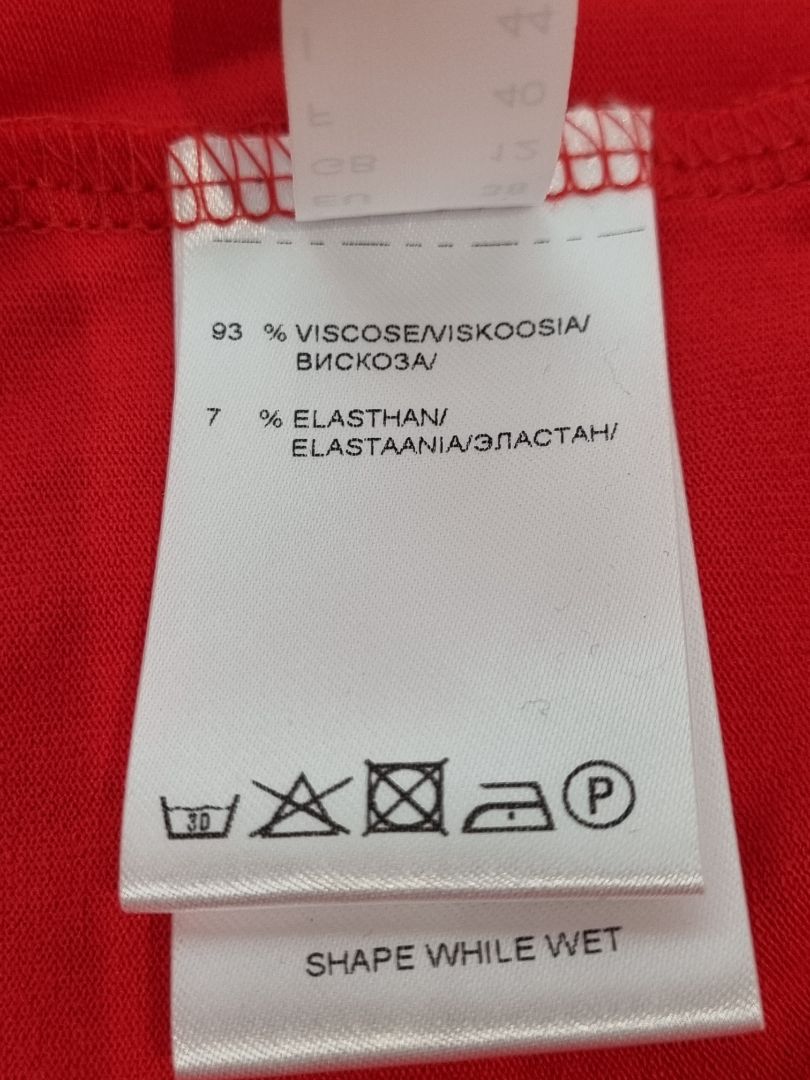 Q Neel Red Long Line Cardigan - Size 12