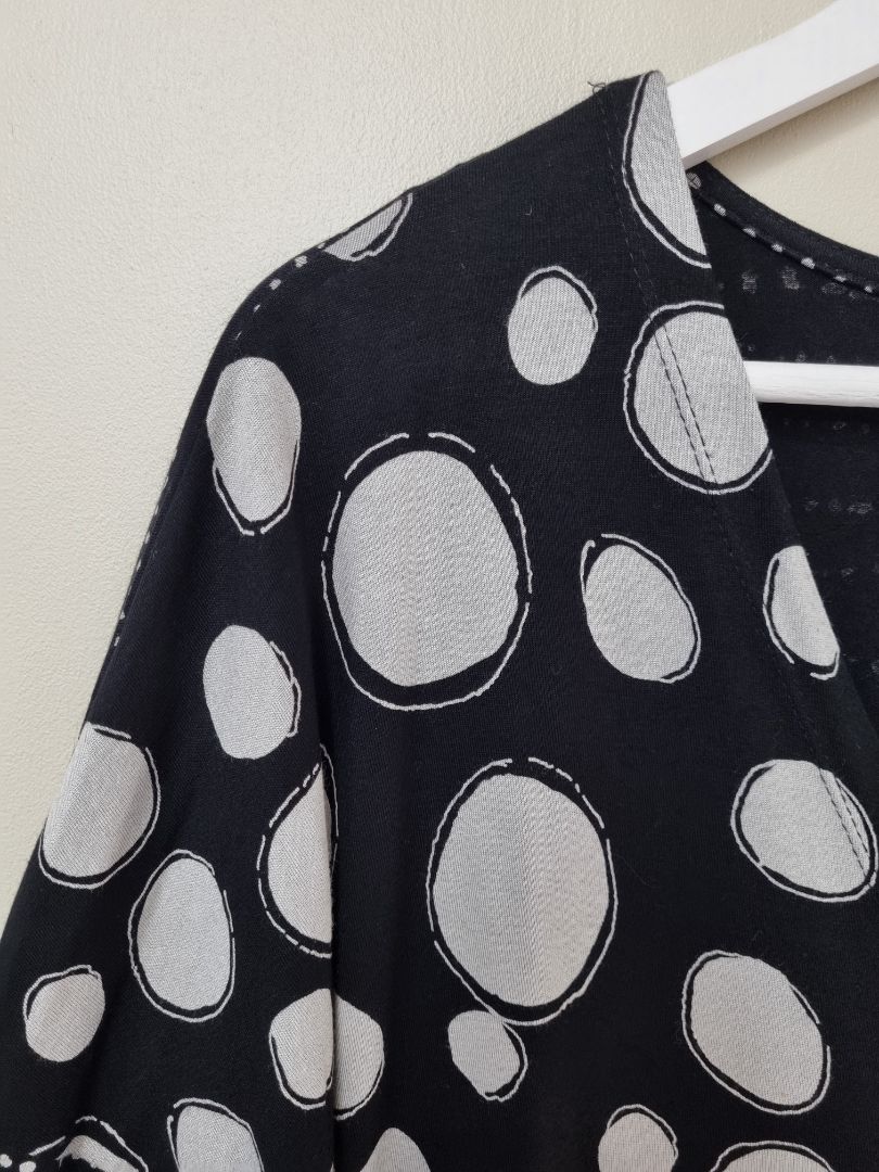 Alembika Black White Boxy Fit Blouse - Size 12