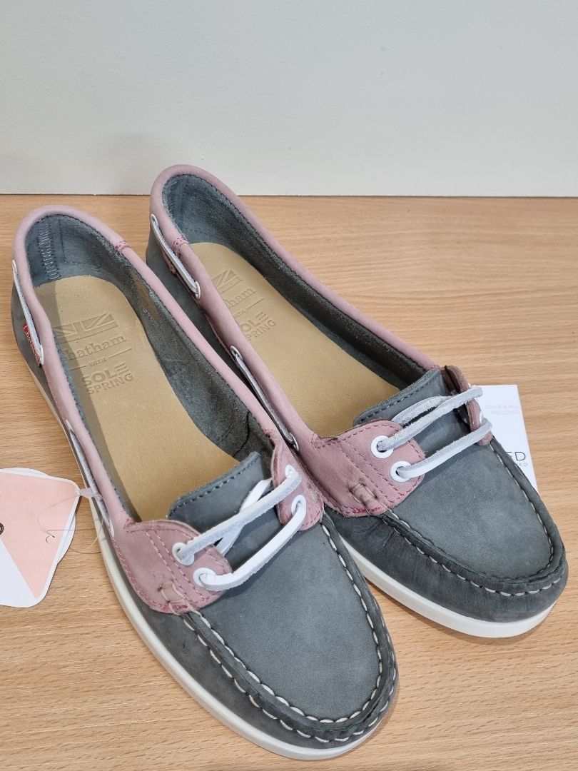 Chatham Sport Pink Grey Deck Shoes - Size 6