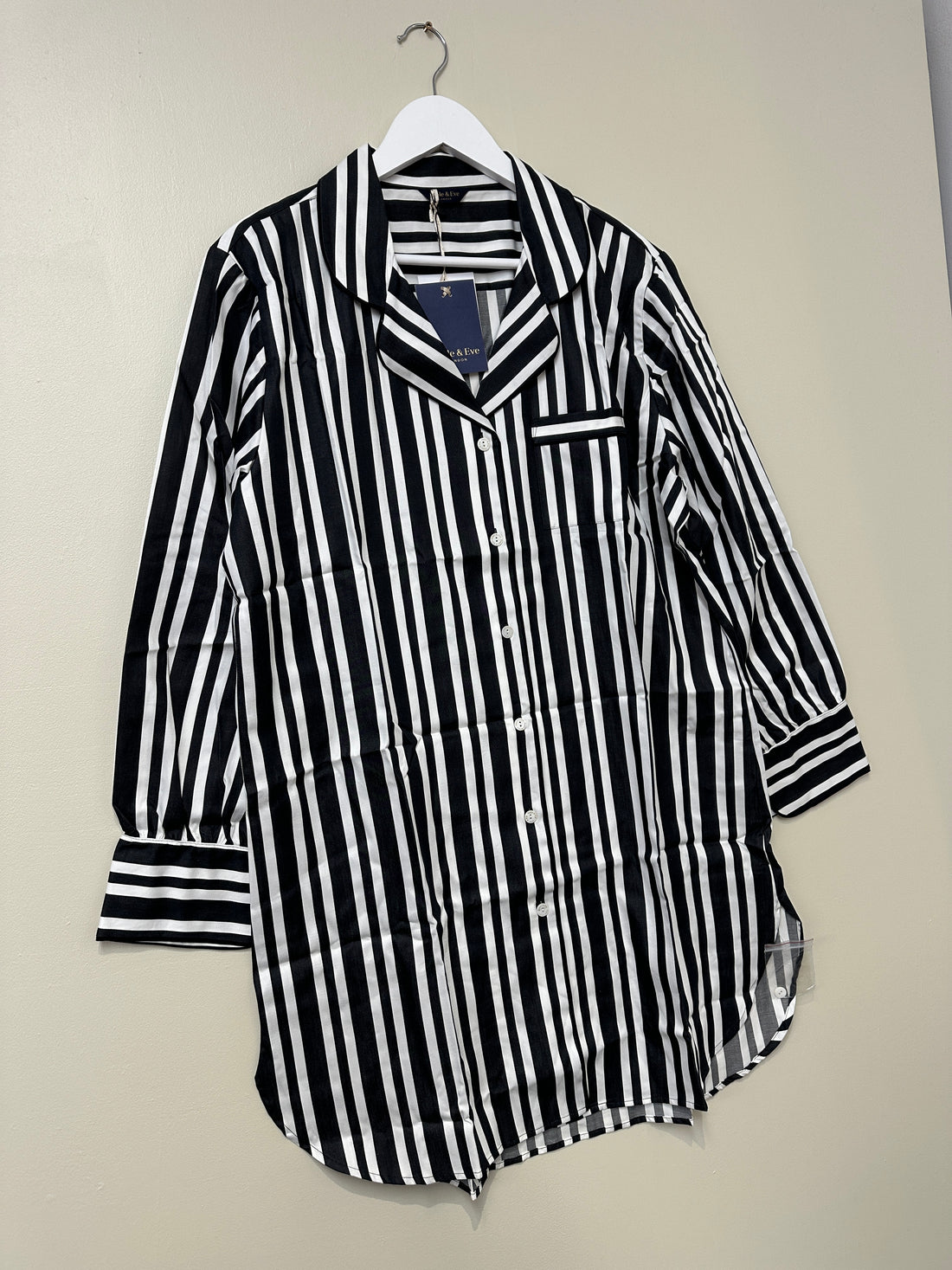 Fable & Eve Black White Sateen Stripe Nightshirt - Size 18