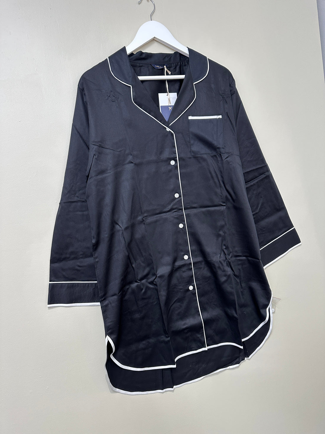 Fable & Eve Black Nightshirt - Size 18