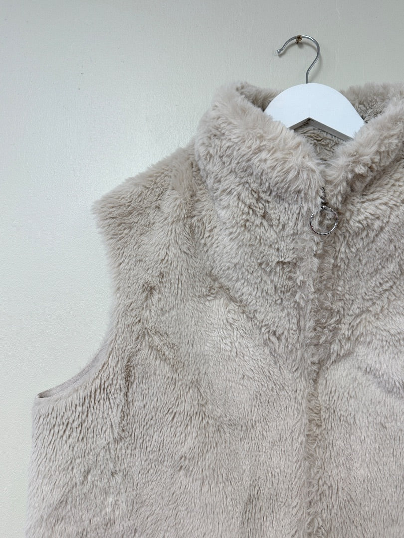 Oui Cream Faux Fur Gilet - Size 14