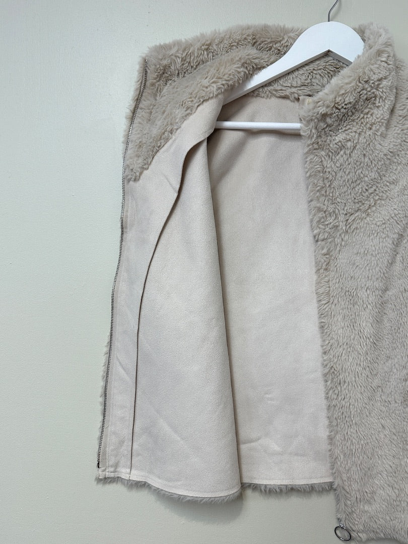 Oui Cream Faux Fur Gilet - Size 14