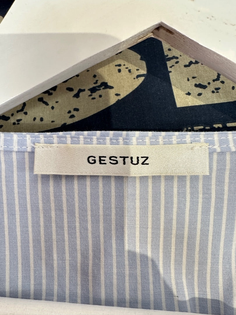 Gustuz Blue Wrap Flared Sleeve Shirt - Size 10