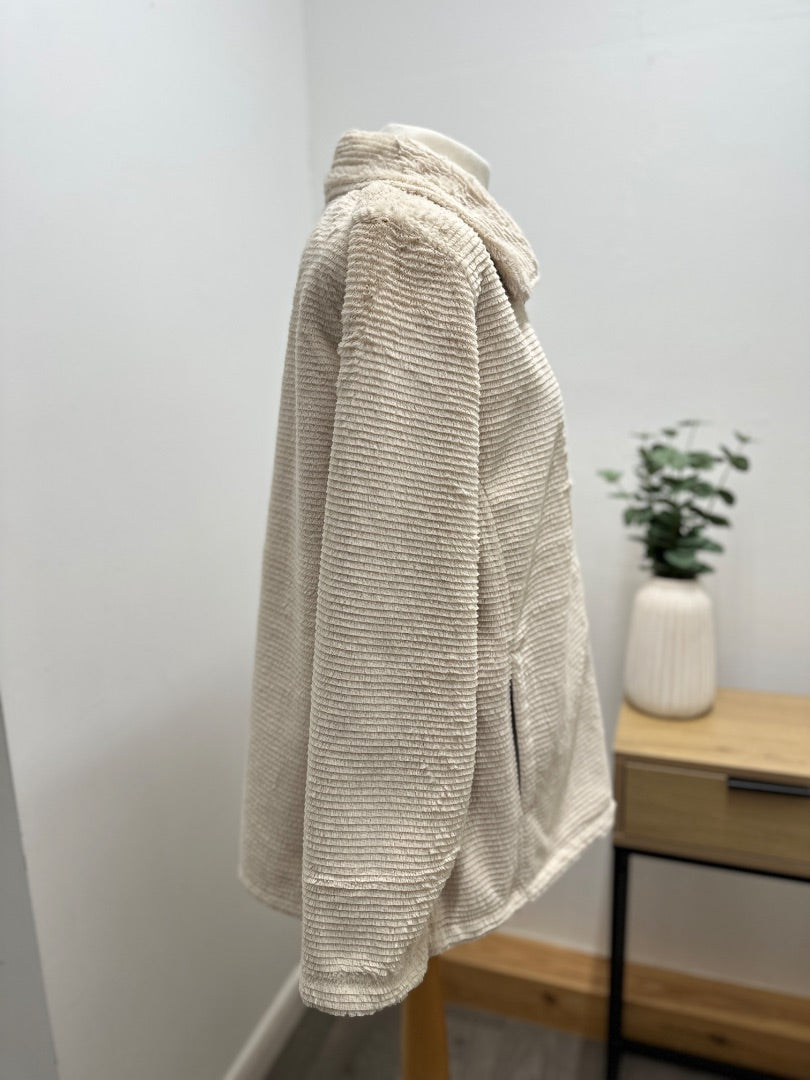 Regatta Cream Fluffy Fleece Jacket - Size 18