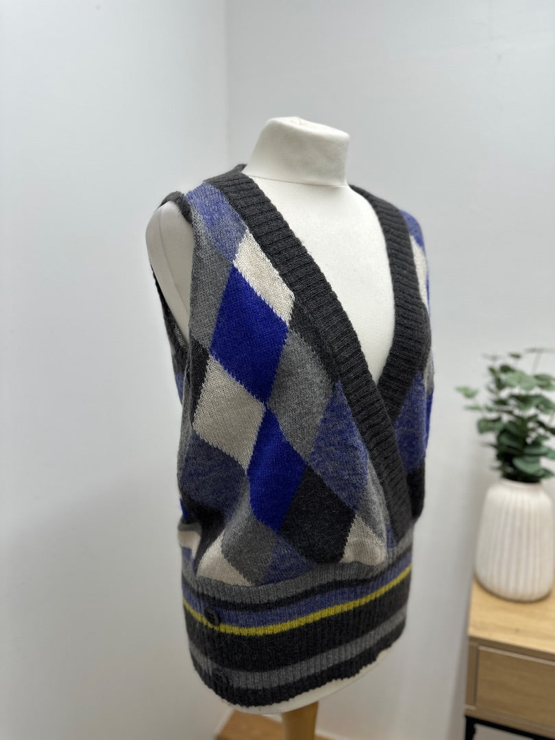 Passport Multicoloured Jumper - Size 10