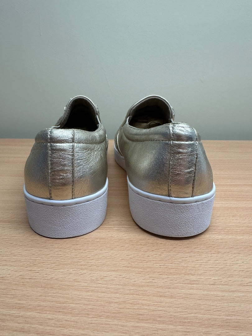 Vionic Gold Shoes - Size 6.5 / 40