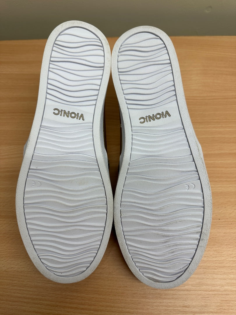 Vionic Gold Shoes - Size 6.5 / 40