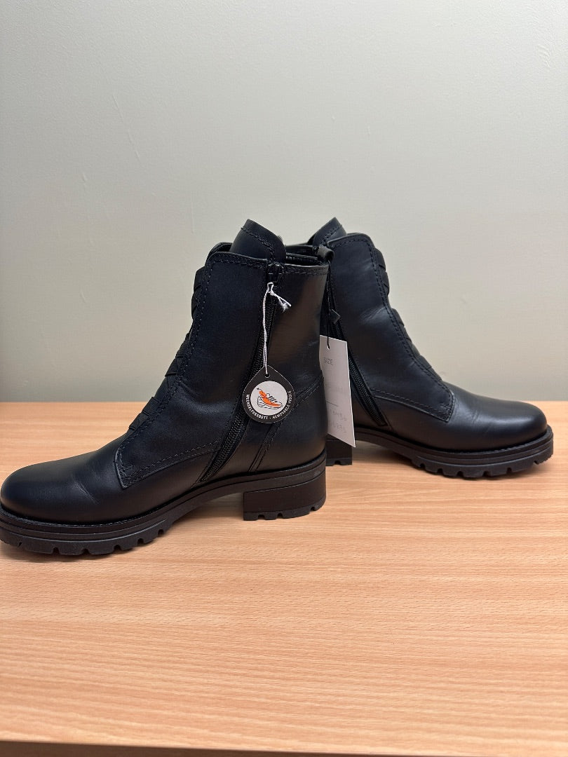 Gabor Black Boots - Size 4 / 37