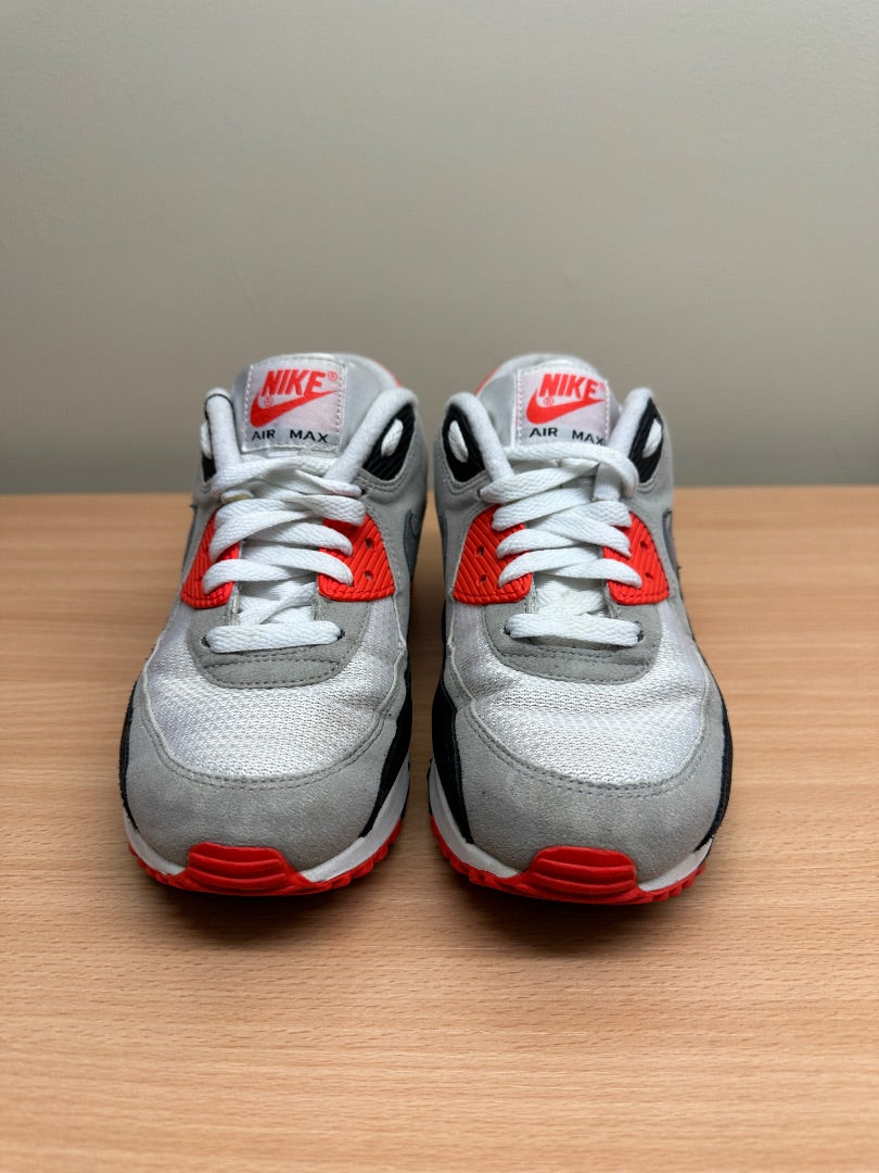 Nike White Orange Grey Trainers - Size 5 / 38.5